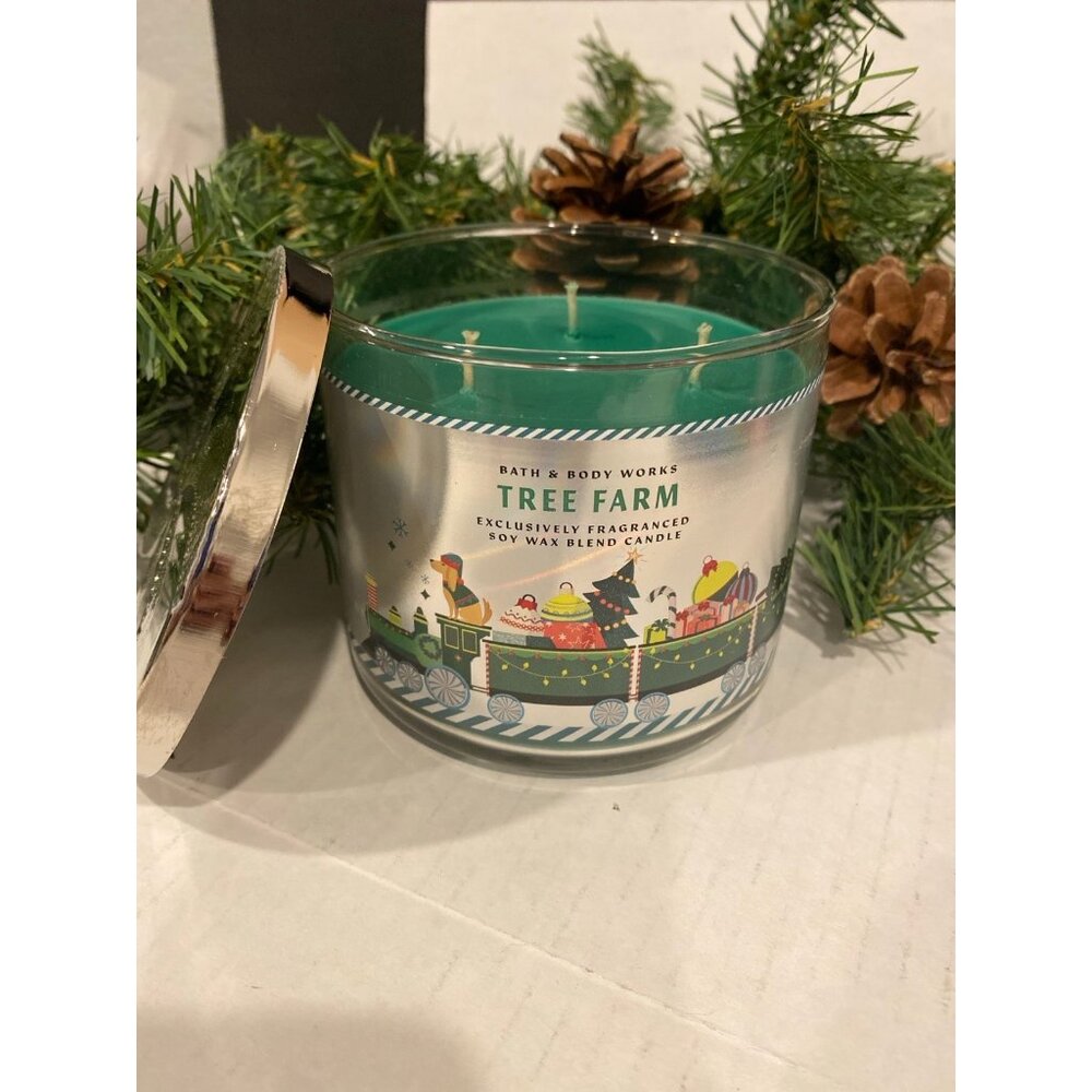 Bath & Body Works “Tree Farm” NEW 3 Wick Candle